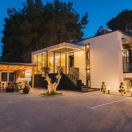 Hotel Beke Vlorë Εξωτερικό φωτογραφία