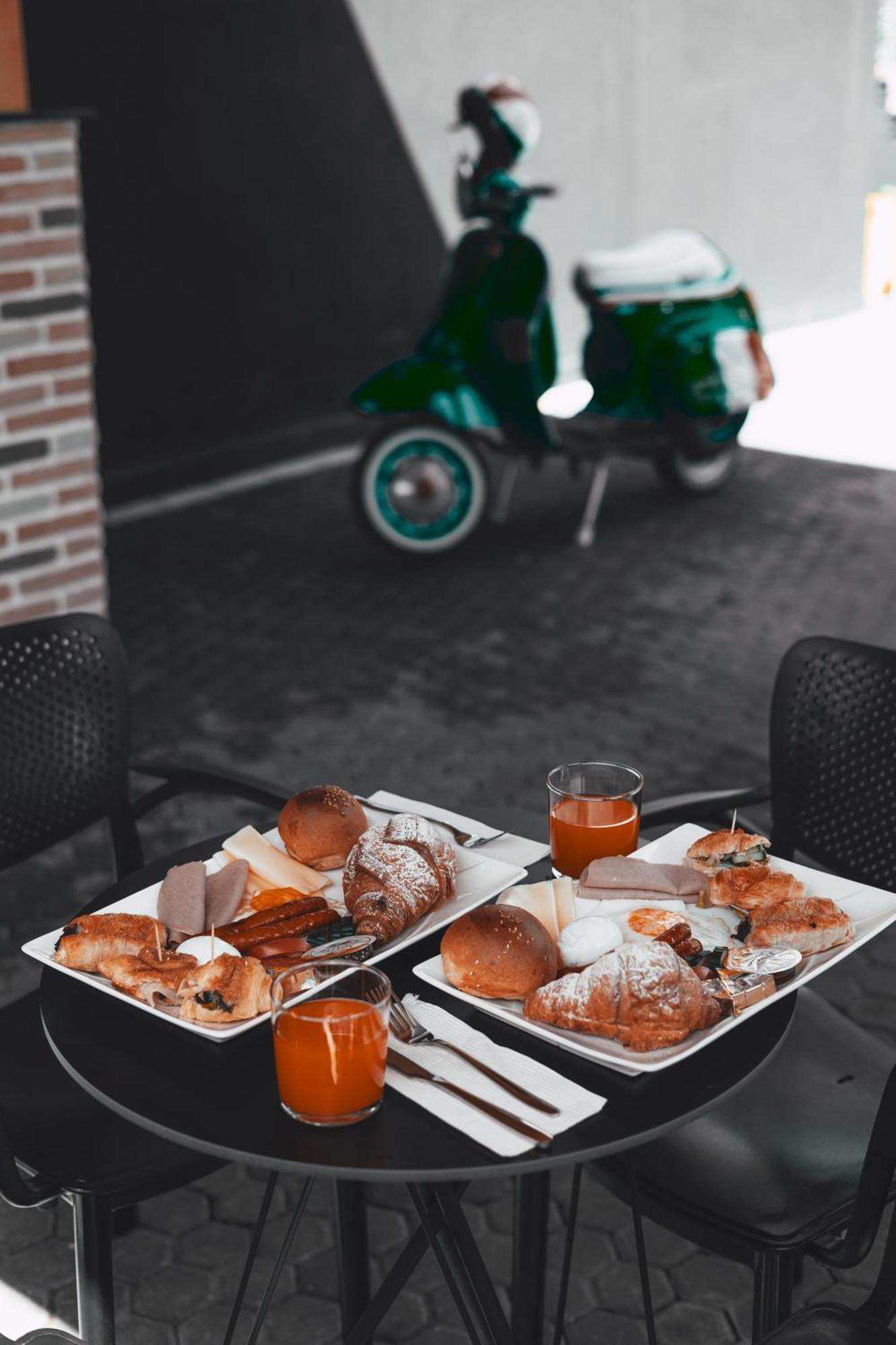 Hotel Beke Vlorë Εξωτερικό φωτογραφία