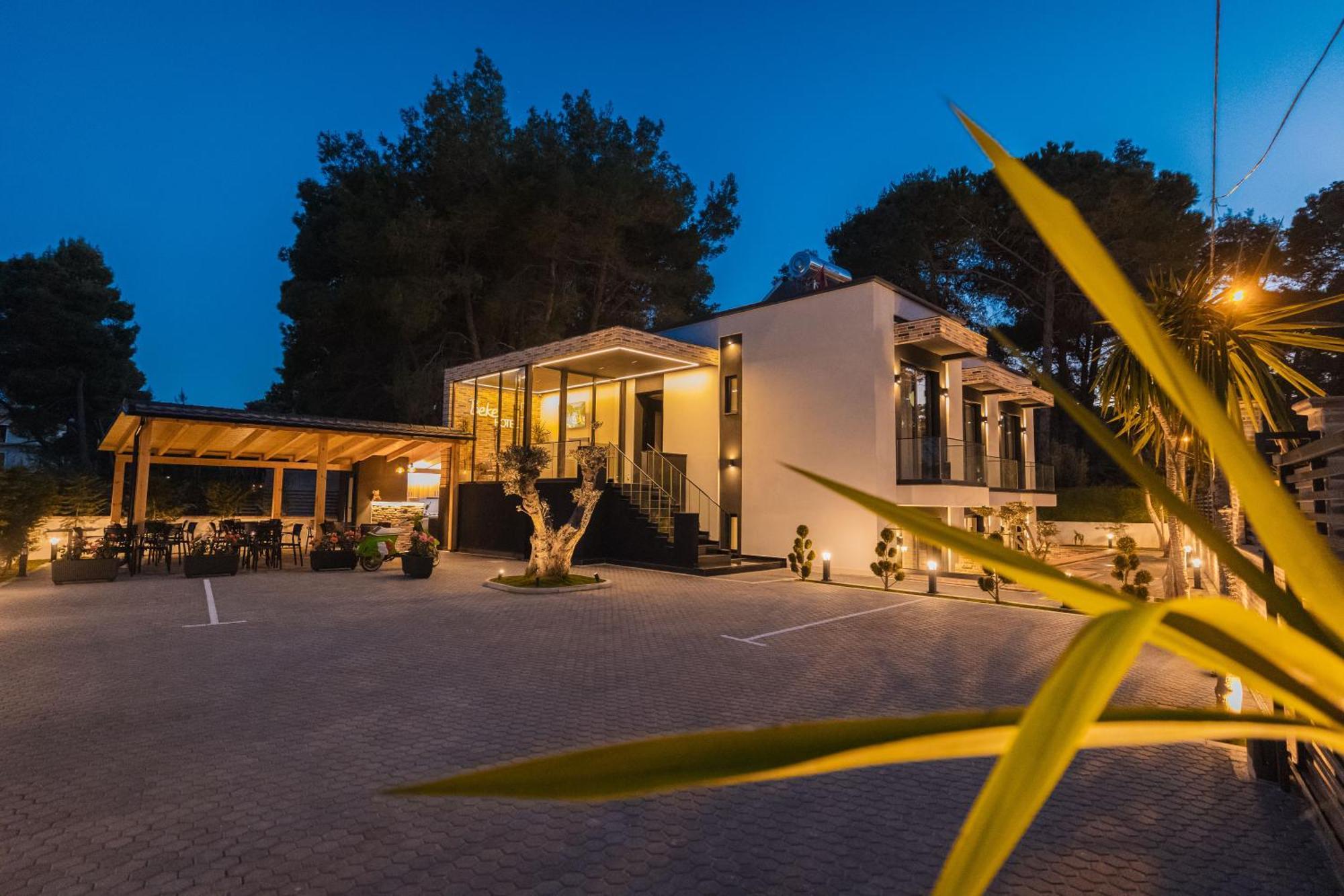 Hotel Beke Vlorë Εξωτερικό φωτογραφία